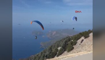 Fethiye'de 17'nci Ölüdeniz Hava Oyunları Festivali başladı