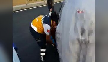 Otomobilin çarptığı kadın yaralandı