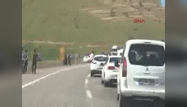 Mardin Karayolu'nda askeri aracın geçişi sırasında patlama meydana geldi