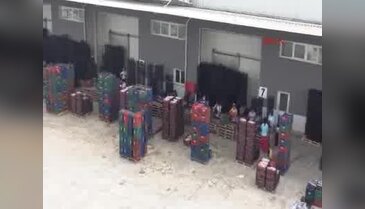 Depolanan nar ihracata hazırlanıyor