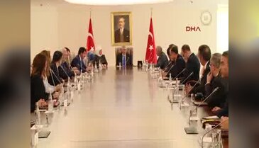 Başbakan Yıldırım, Anadolu Otizm Derneği'ni kabul etti