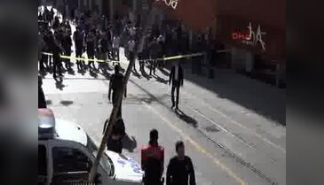 İstiklal Caddesi'ndeki çanta fünye ile patlatıldı