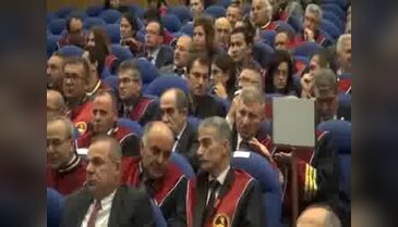 OMÜ Rektörü'nden öğrencilerine: Aklınızı kimsenin iradesine bırakmayın