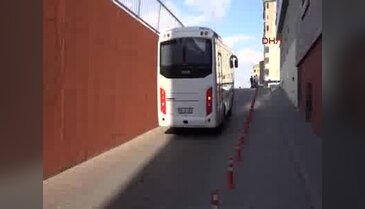 Kayseri'de FETÖ'den gözaltına alınan 14 polis adliyeye sevk edildi