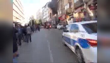 Bursa'daki yangında işyeri sahibi ve bir itfaiyeci yaralandı!