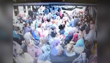 Mağaza açılışında izdiham - 2