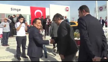 Murat 124'ün yeni kasası 124 Spider Türkiye'de tanıtıldı