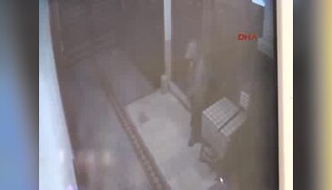 Tekirdağ'da caminin yardım kutusundaki paralar çalındı
