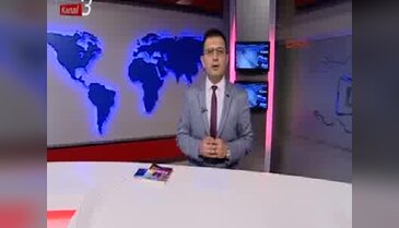 Kitap yazdığı sevgilisine ana haberde evlilik teklifi yaptı