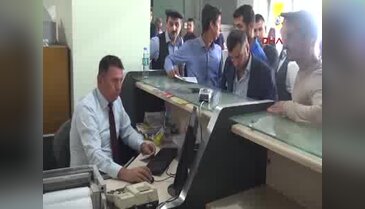 Silopi'de 176'ıncı PTT müşterisine "15 Temmuz Şehitler ve Demokrasi Pulu" ödülü