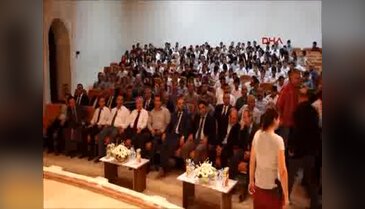 Ünlü tarihçisi Uğurluel, Nusaybin'de konferans verdi