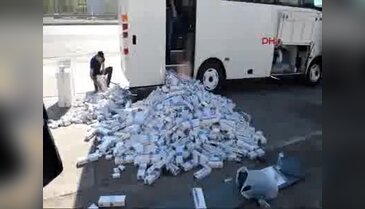 Kula'da 18 bin paket kaçak sigara ele geçirildi.