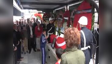 Şehit polis Erdem Uçar son yolculuğuna uğurlandı