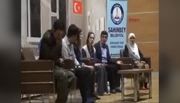 Gaziantep'te darbe girişimi tiyatro ile anlatılıyor