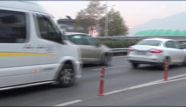 Bursa'da yenilenen Mudanya kavşağı araç kuyruklarına çözüm olmadı