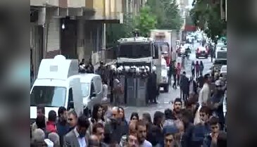 Demirtaş: Belediyeyi seçimle alamayacaklarını iyi biliyorlar