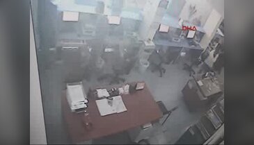 Çorum'da önce 4.7, sonra 4.2 büyüklüğünde 2 deprem