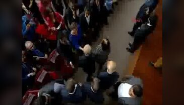 Hatay'da Barışın Renkleri 'Medeniyetler Korosu ve Sunay Akın' etkinliği