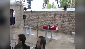 Cumhurbaşkanı ve Başbakan Korkut Özal'ın cenazesine katıldı - 2