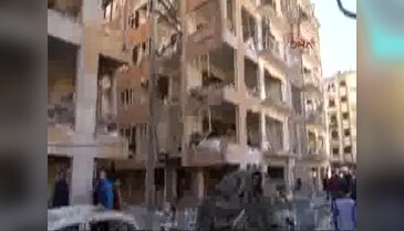Saldırı sırasından Yüksekdağ ve Önder, Çevik Kuvvet binasındaydı