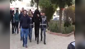"Köpekler saldırdığı için ateş ettim"