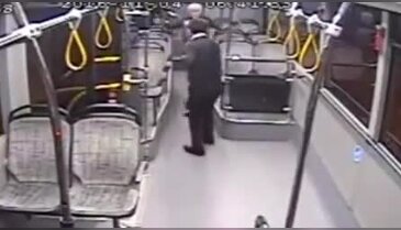 Özel halk otobüsünde dehşeti yaşadı!