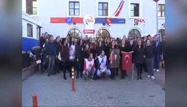 Grevdeki İzban işçileri de Ata ya saygı durdu