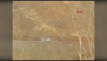 Van'da bulunan bomba yüklü aracın imha edilme anı