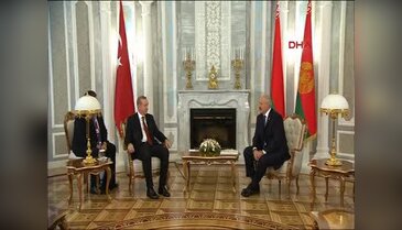 Erdoğan, Belarus'ta Bağımsızlık Sarayı'nda Cumhurbaşkanı Alexander Lukaşenko ile görüştü