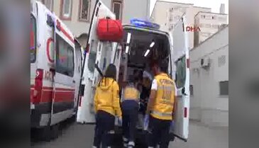 İki liseli öğrenci bıçaklandı
