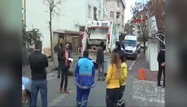 İstanbul'da battaniyeye sarılı ceset bulundu