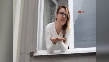 Öğrencilerden öğretmeni duygulandıran eylem