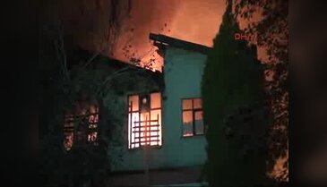 Karabük'te iki bina yandı