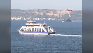 Rus savaş gemisi Çanakkale Boğazı'ndan geçti