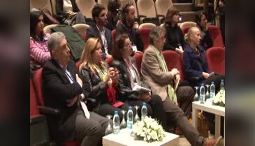Mültecilerin yerleşim sorunları masaya yatırılıyor