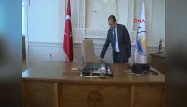 Van Büyükşehir Belediye başkanı gözaltına alındı