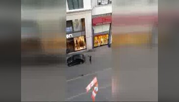 İstiklal Caddesi'ndeki çalışma kamerada