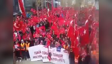 Brüksel'de Teröre Lanet, Demokrasiye Davet gösterisi