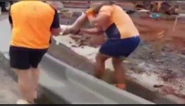 İşçilerin takım çalışması gülümsetti