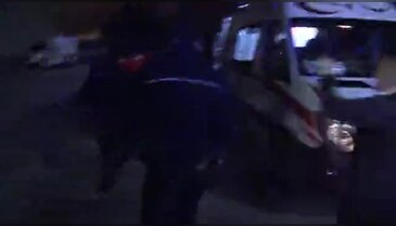 Bursa'da kamyonet sürücüsü, direksiyon başında sıkıştı