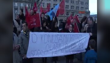 Köln'de cinsel istismar önergesi protesto edildi