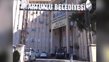 Görevden alınan Artuklu Belediye Başkanı gözaltına alındı