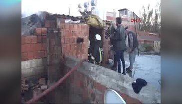 Odunluk yangını paniğe yol açtı