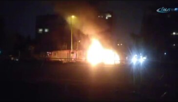 İstanbul'da 3 araç yandı