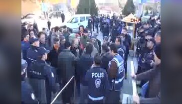 Cinsel istismar tasarısını protesto için TBMM'ye gitmek isteyen gruba müdahale
