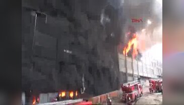 İstanbul Bayrampaşa'daki yangın büyüyor