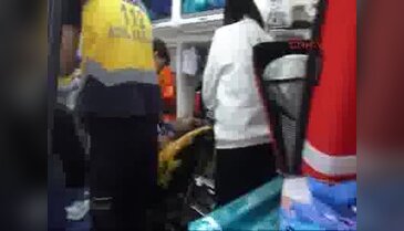 Yangından kucağında kedisiyle kaçtı
