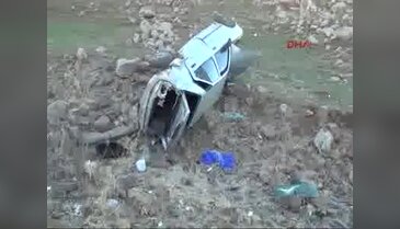 Siverek'te otomobil devrildi: 5 yaralı