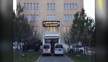 Bitlis Belediyesi'ne operasyon - 1