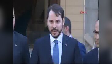 Berat Albayrak Adana Valiliği  önünde açıklamalarda bulundu